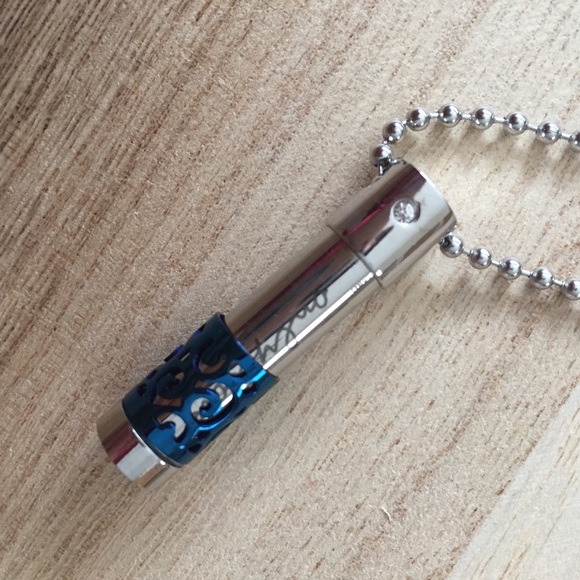 Only Love ash canister holder memorial necklace - Picture 4 of 7